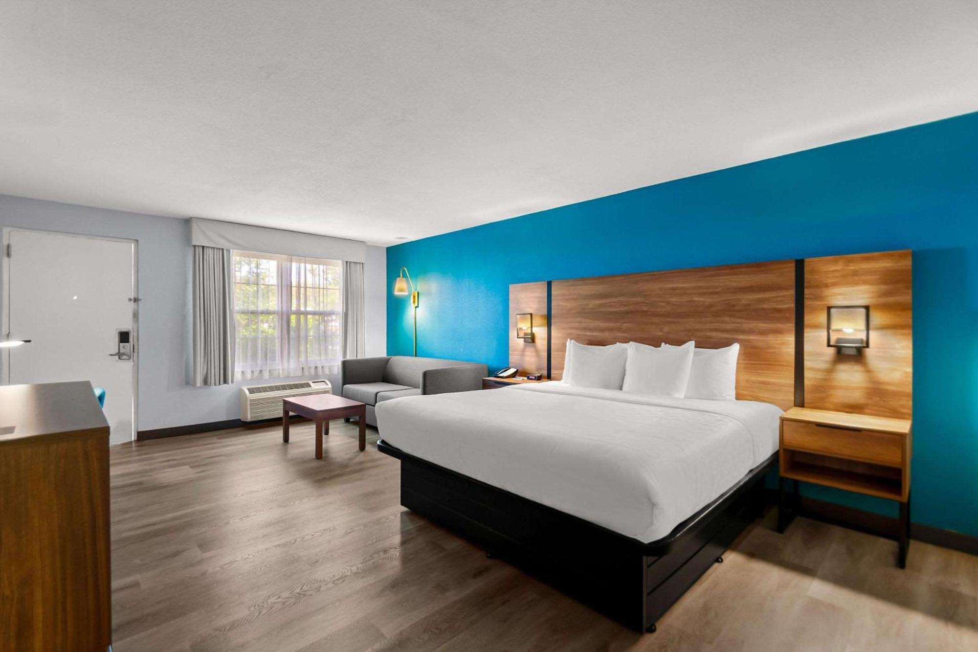 Clarion Inn Falls Church-Arlington Eksteriør bilde