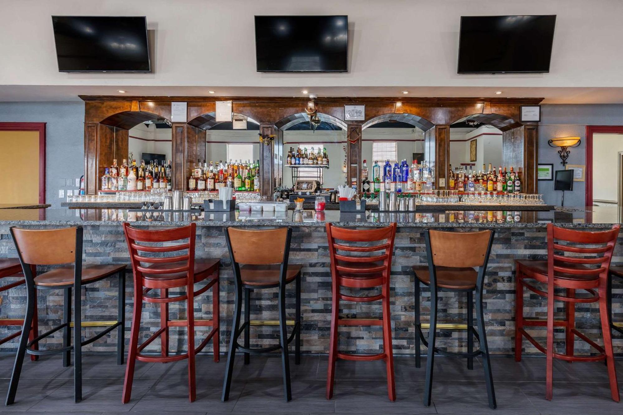 Clarion Inn Falls Church-Arlington Eksteriør bilde