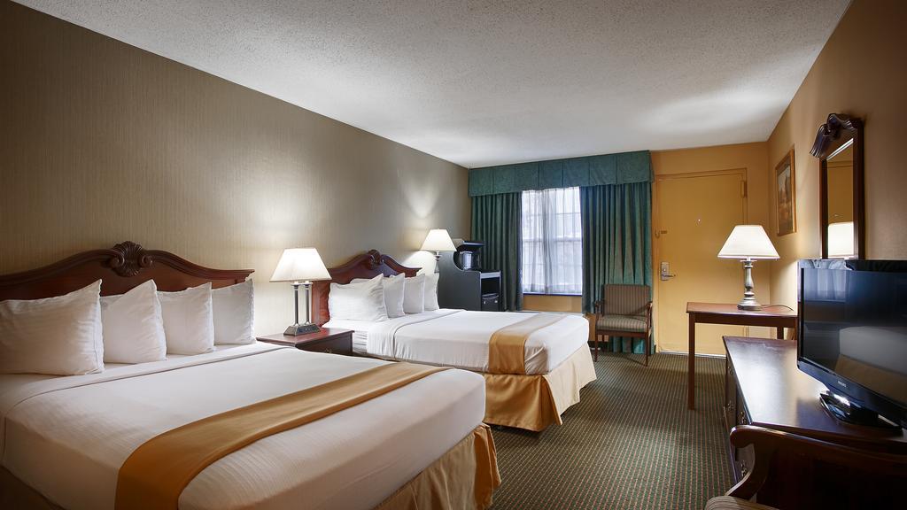 Clarion Inn Falls Church-Arlington Eksteriør bilde